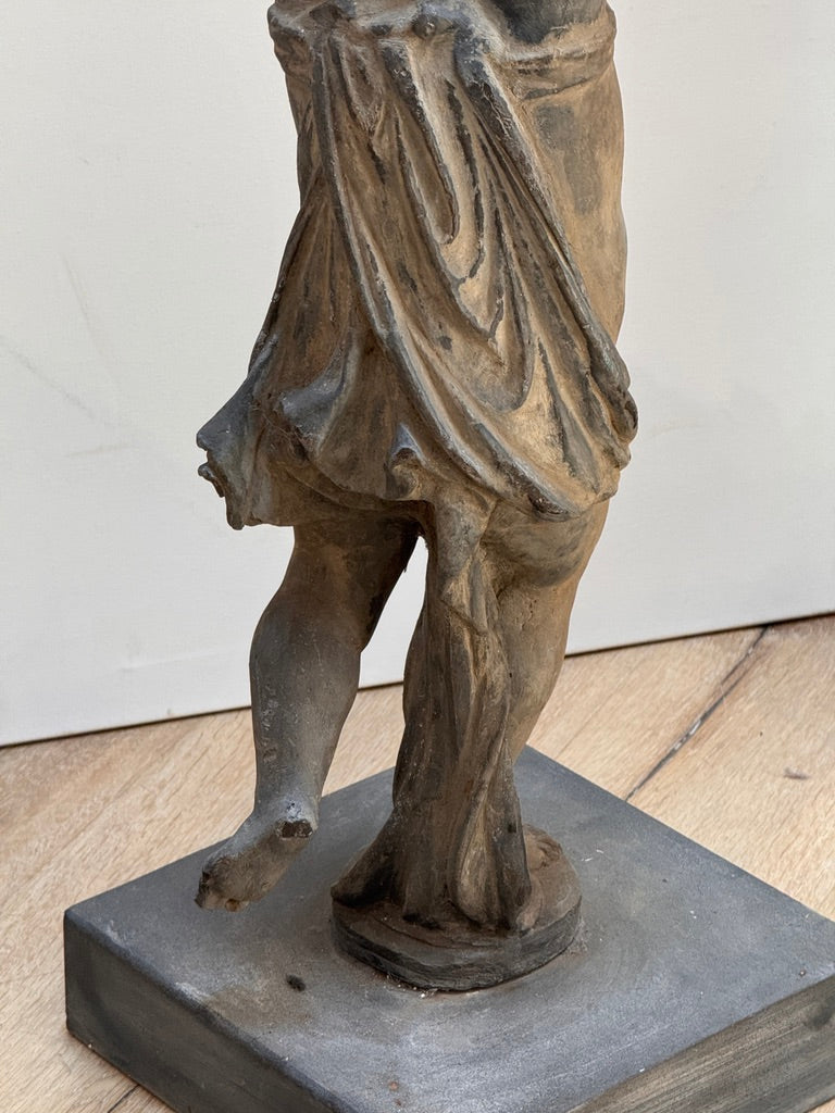 Pair of 18th-century English lead putti
