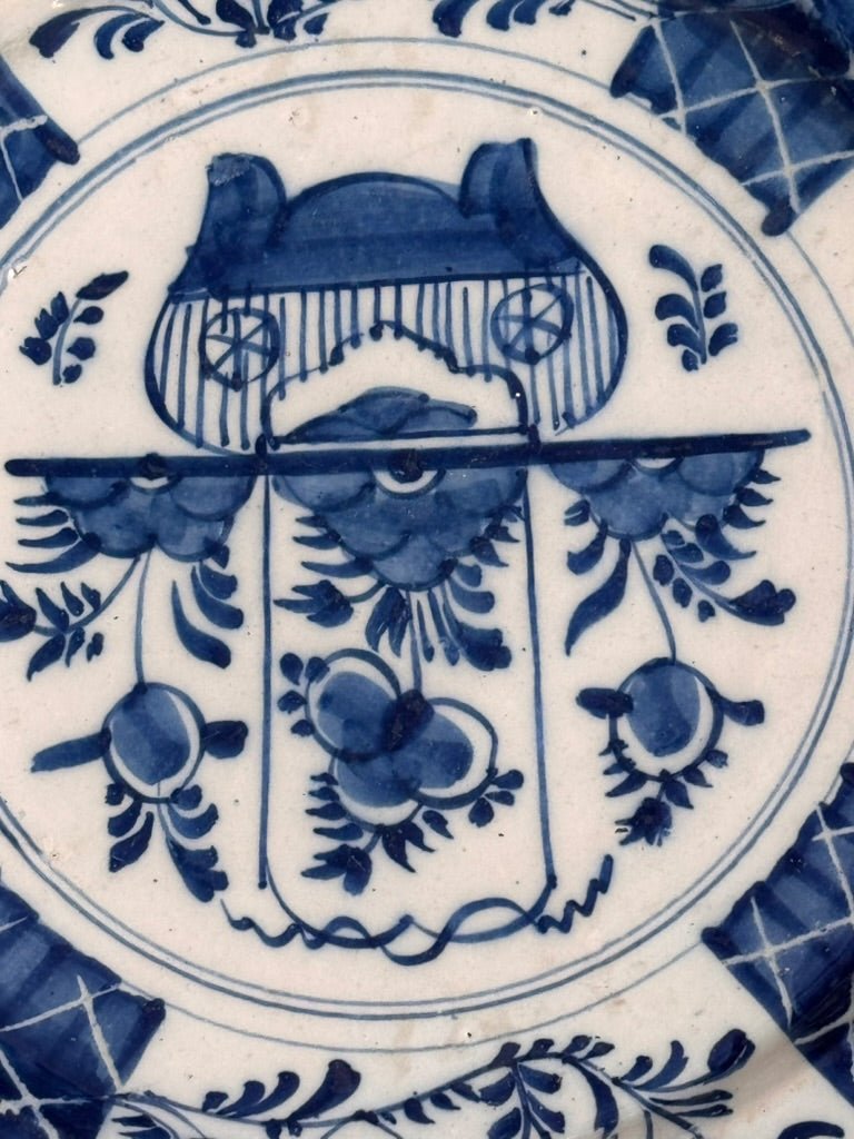 Large Blue and White English Delft Charger, 18th Century - Helen Storey Antiques