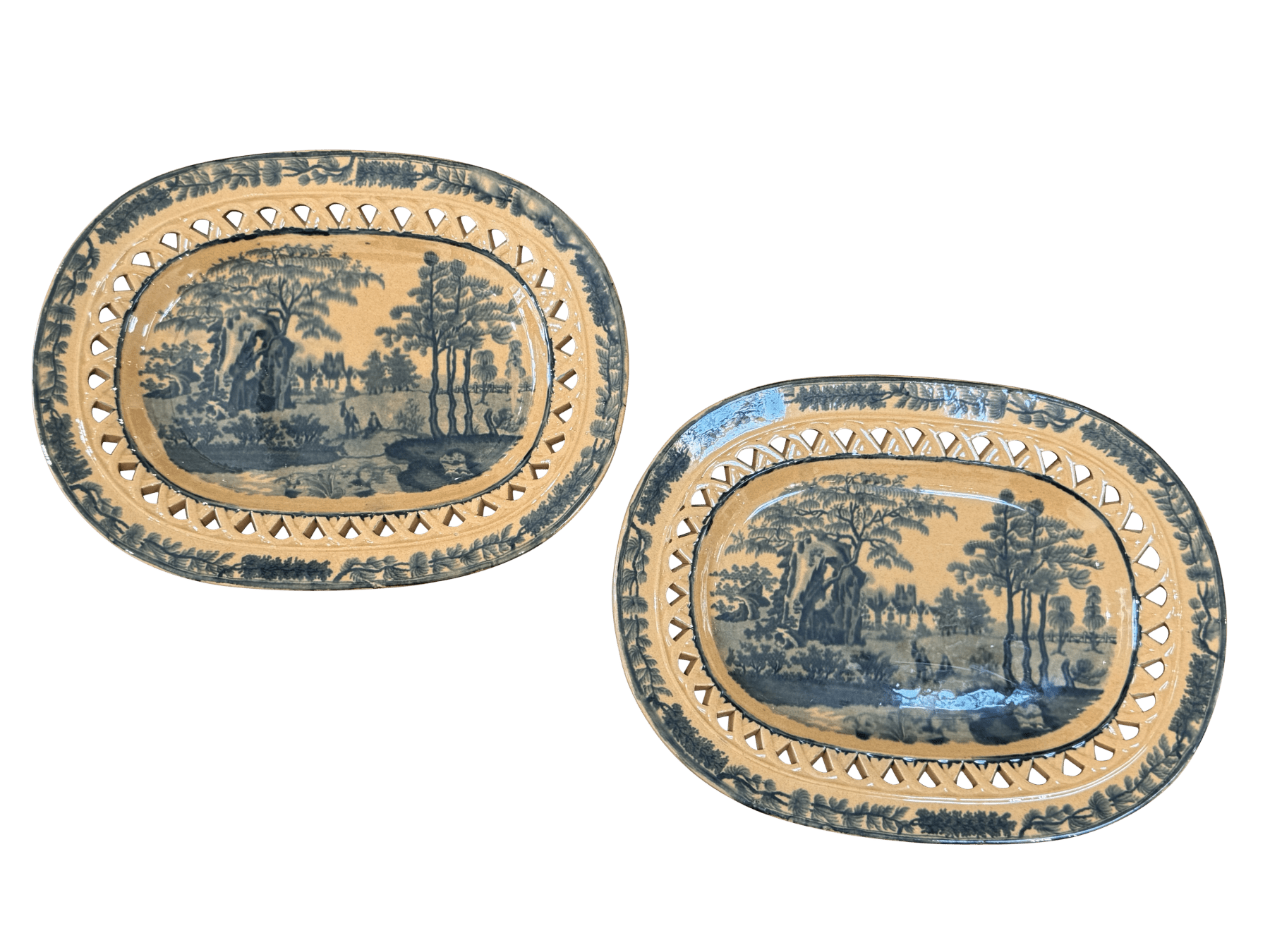 Pair of Davenport Reticulated Chalcedony Small Platters, 1793-1810, English