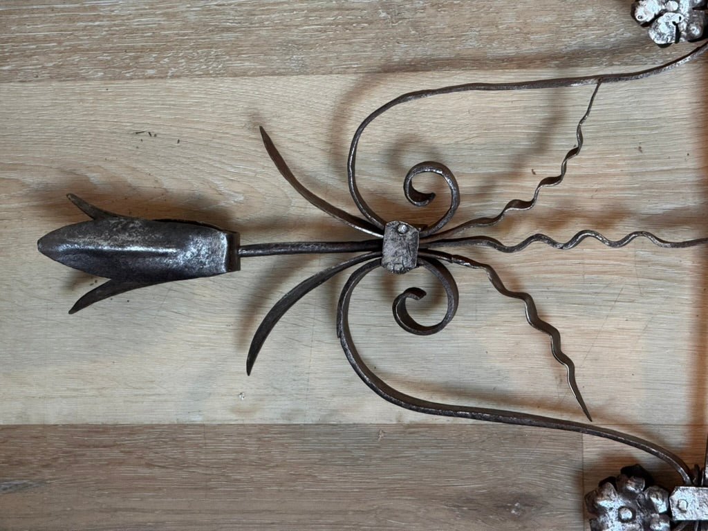 Wrought iron floral mount, France, 18th Century - Helen Storey Antiques