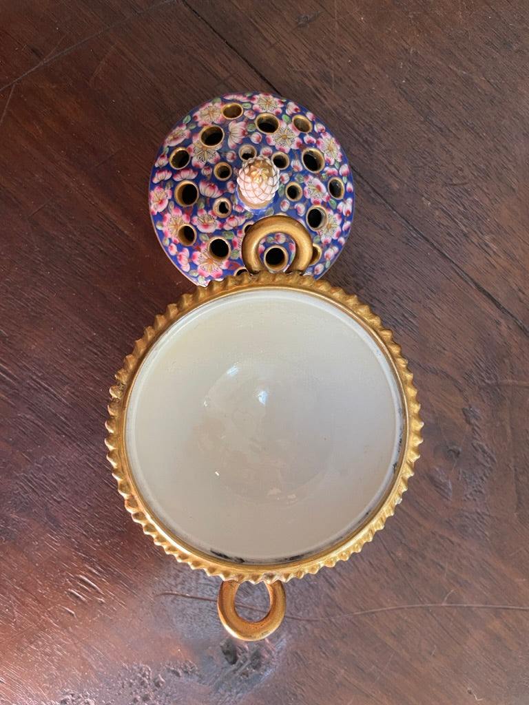 Rare Worcester porcelain Potpourri, c. 1813
