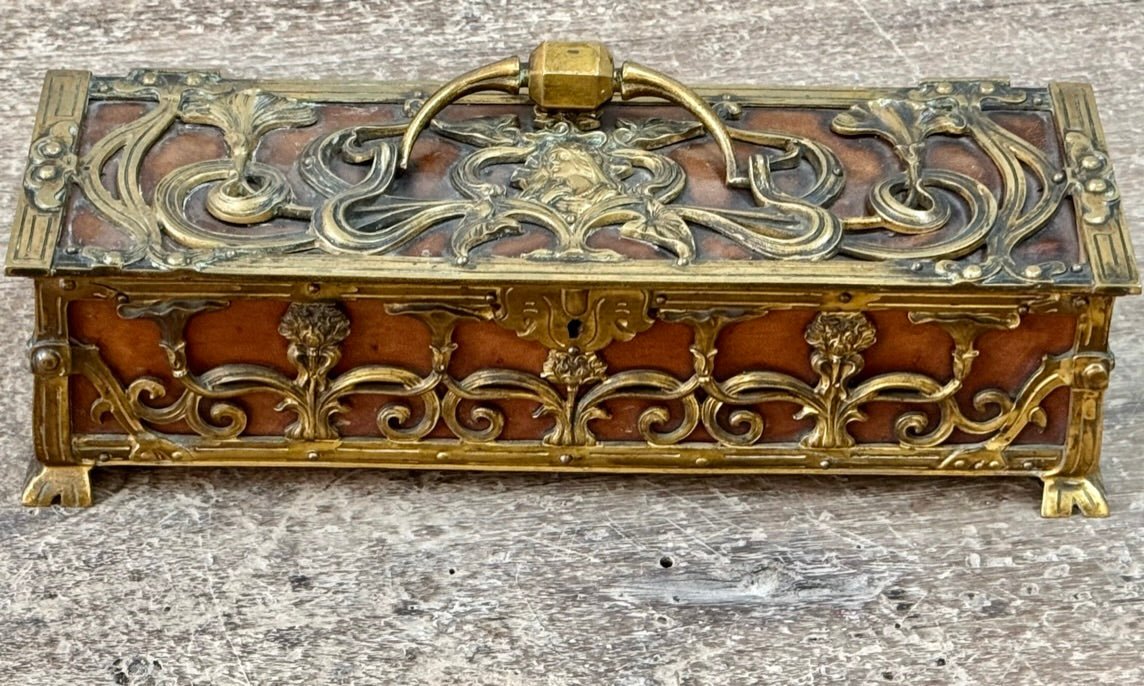 Fine Art Nouveau Bronze and Leather Glove Box, c. 1890 - Helen Storey Antiques