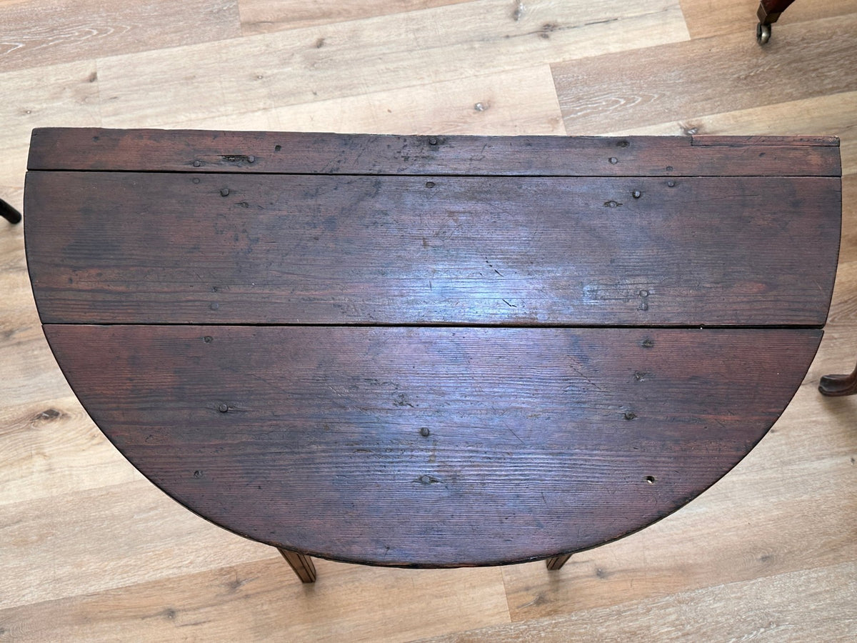 Rare Southside Virginia Yellow Pine and Chestnut Hunt table, c. 1790 - Helen Storey Antiques