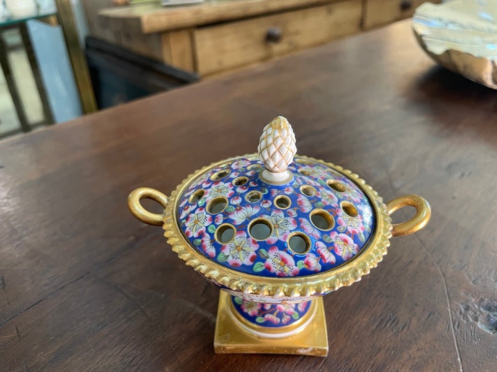 Rare Worcester Porcelain Potpourri 1813 - 1840 - Helen Storey Antiques