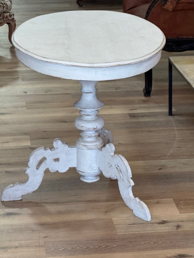 Swedish oval tilt - top center or side table, 19th Century - Helen Storey Antiques